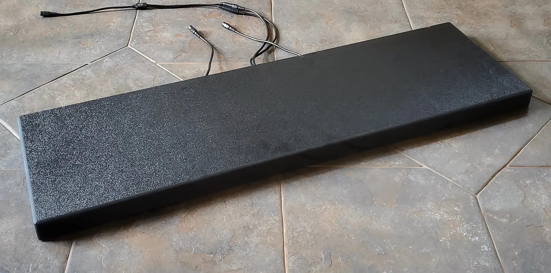 34" x 12" with Dual 20w Spotlights and UVB