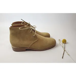 Bared beige soft neubuck leather laceup boots size 39