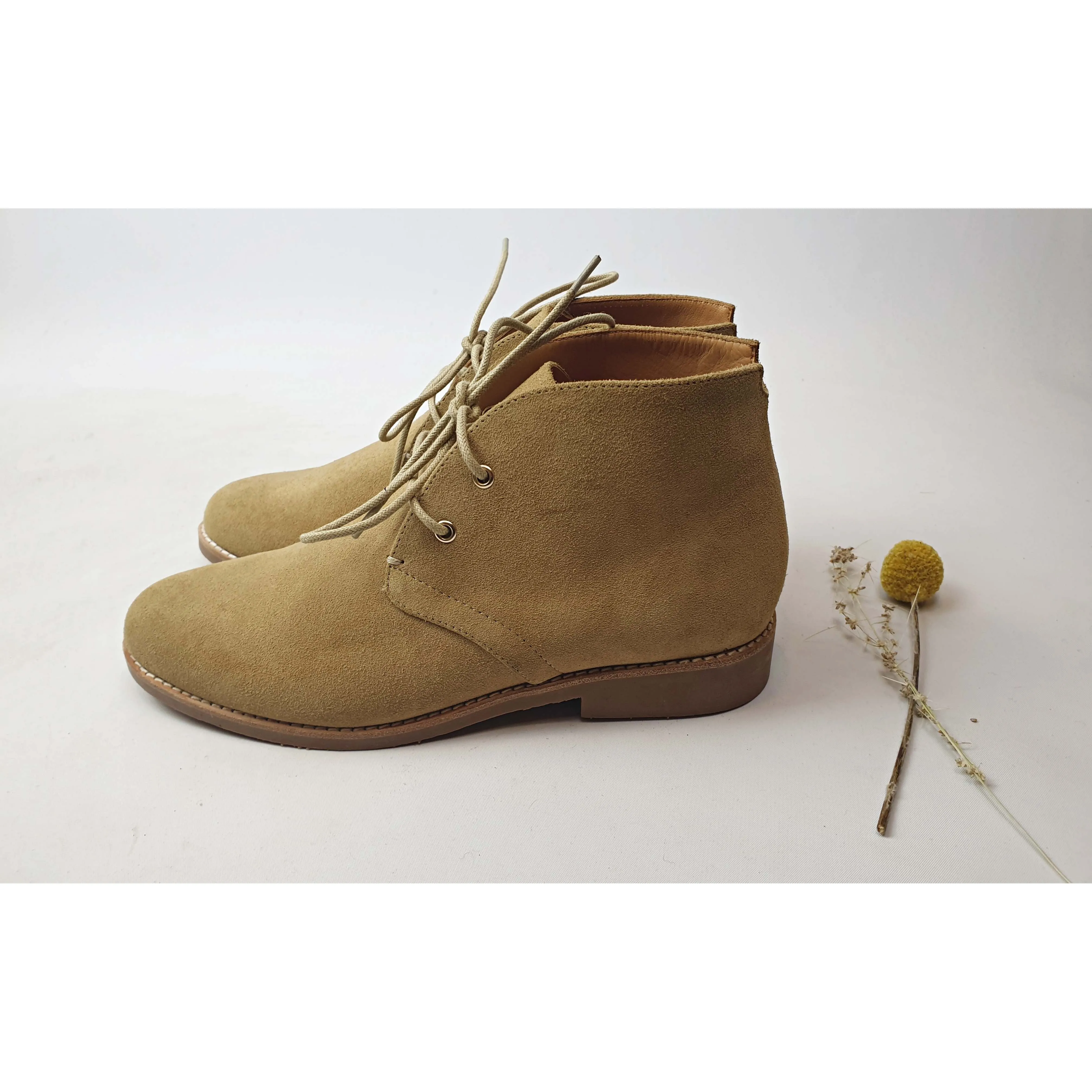 Bared beige soft neubuck leather laceup boots size 39