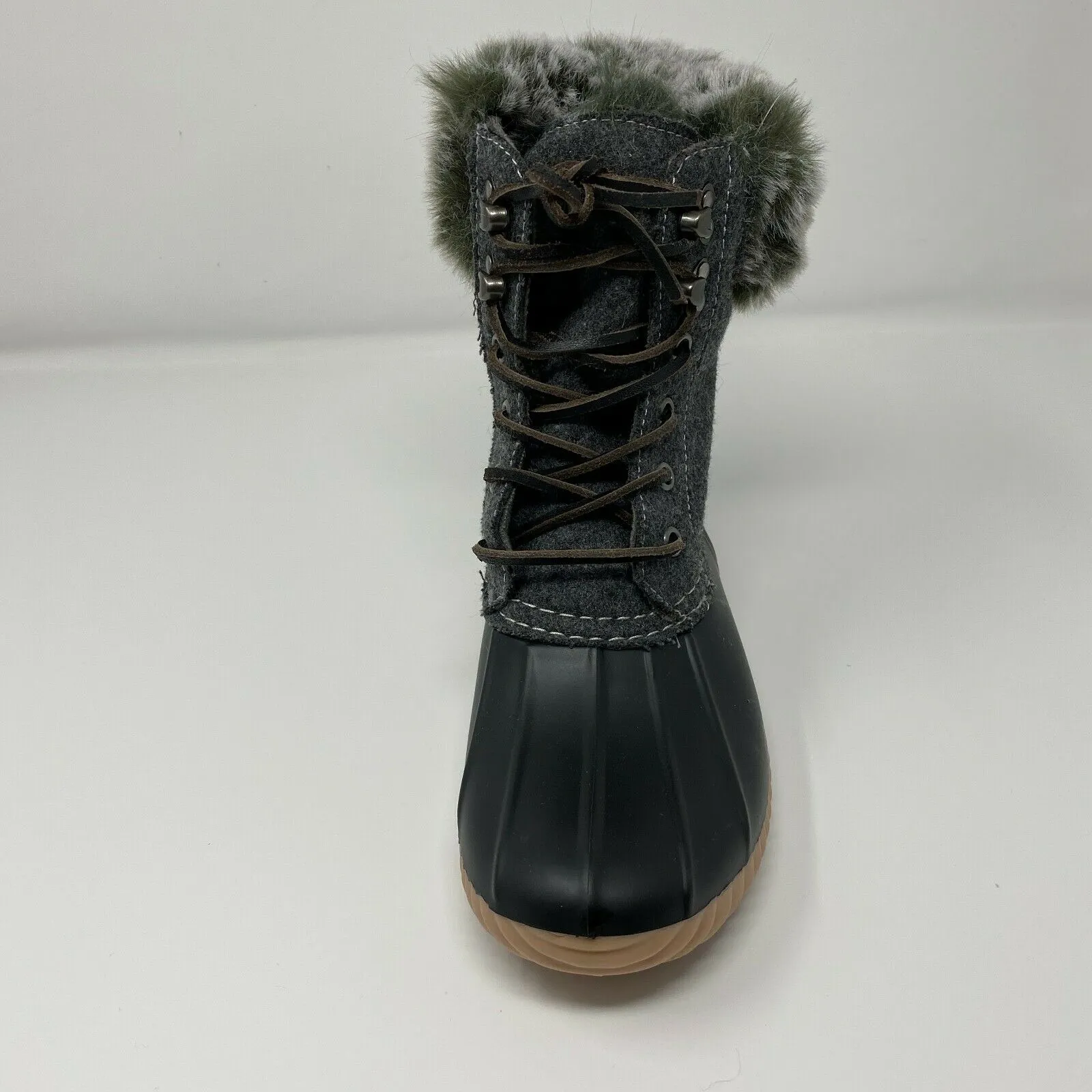 Brand new Report Ursela Black & Grey Lace Up Ultra Soft Faux Fur Duck Boots Women's Size 7.5! would fit youth size 5.5 as well! Retails $93 