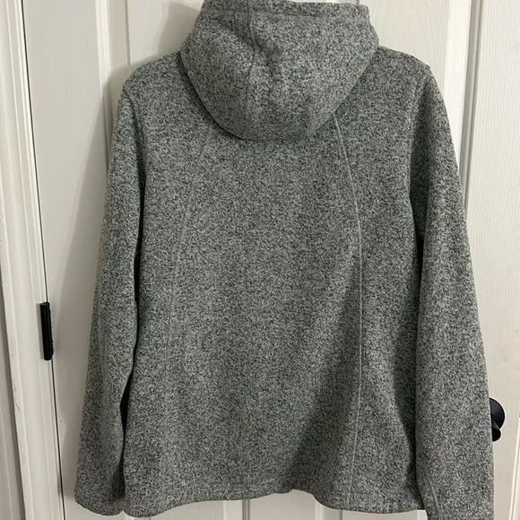 COPY - Women’s north face full zip jacket XL