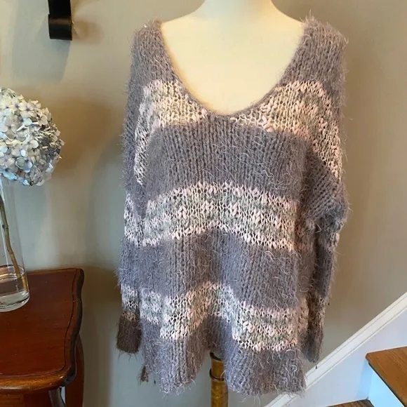 Free People Linus Pink and Grey Fuzzy Sweater M 0599