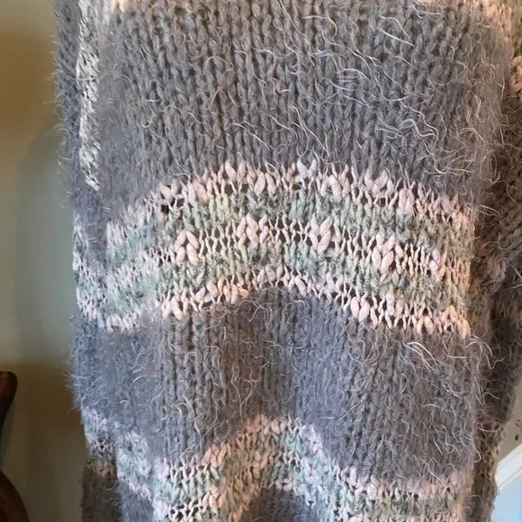 Free People Linus Pink and Grey Fuzzy Sweater M 0599