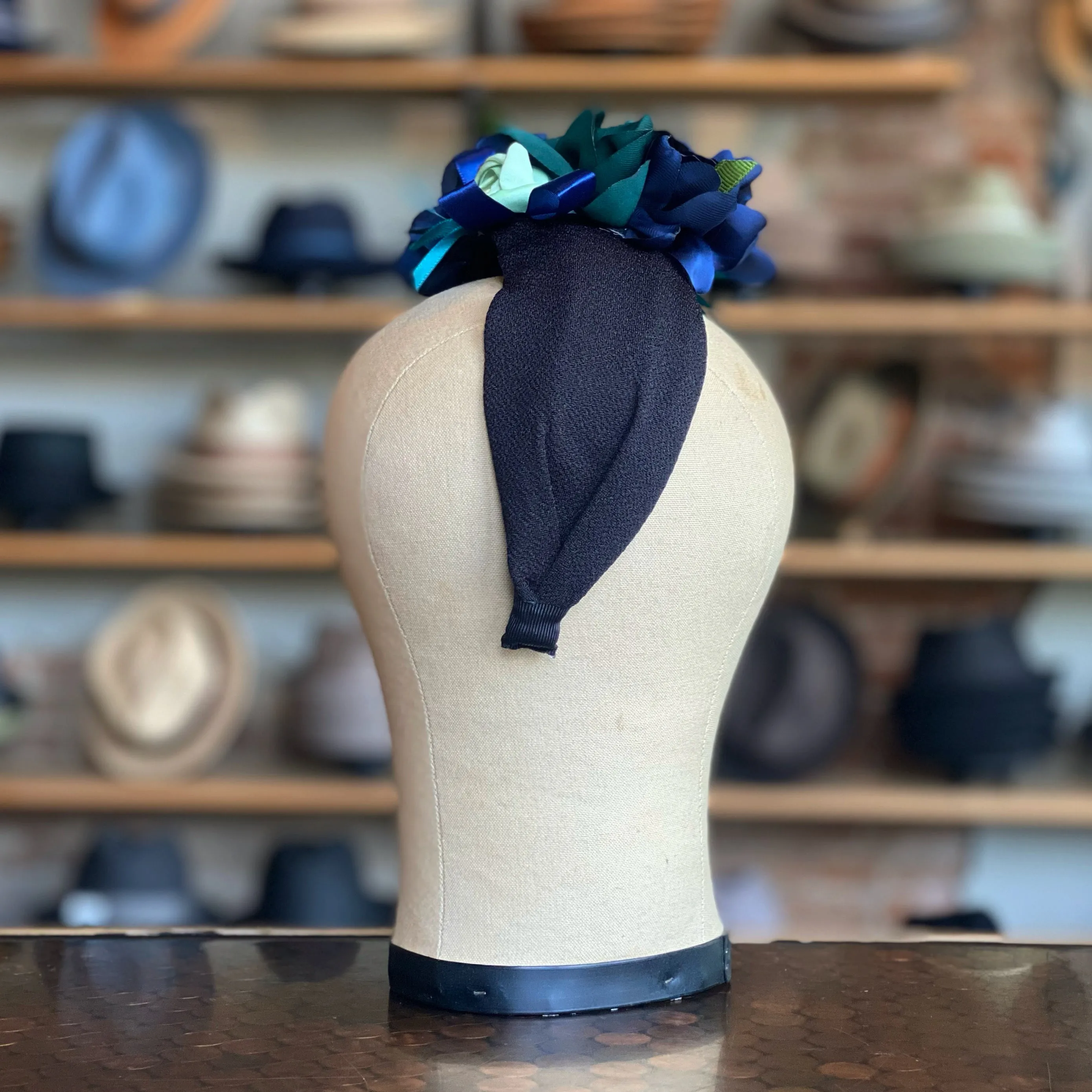 Giggle Water Fascinator