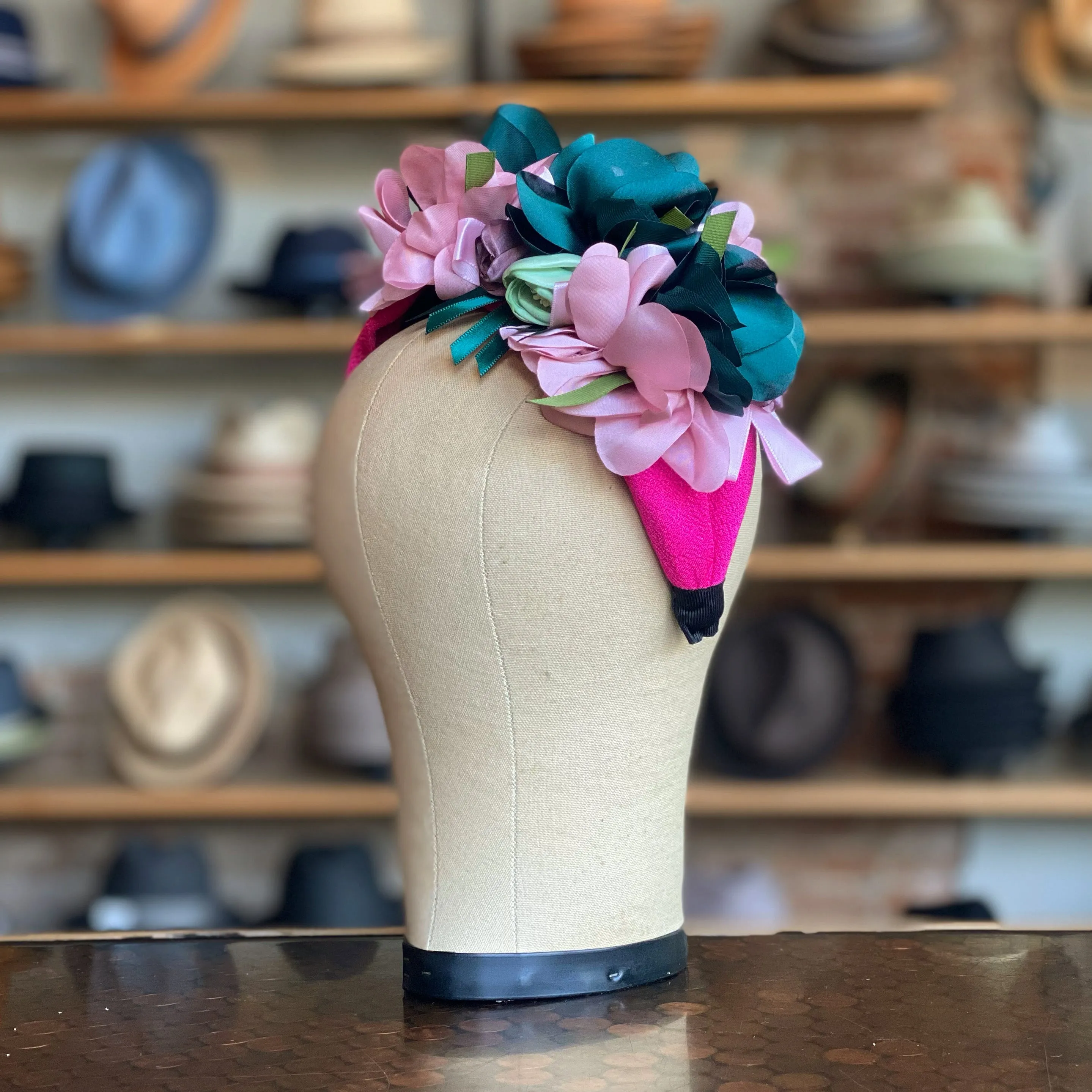 Giggle Water Fascinator