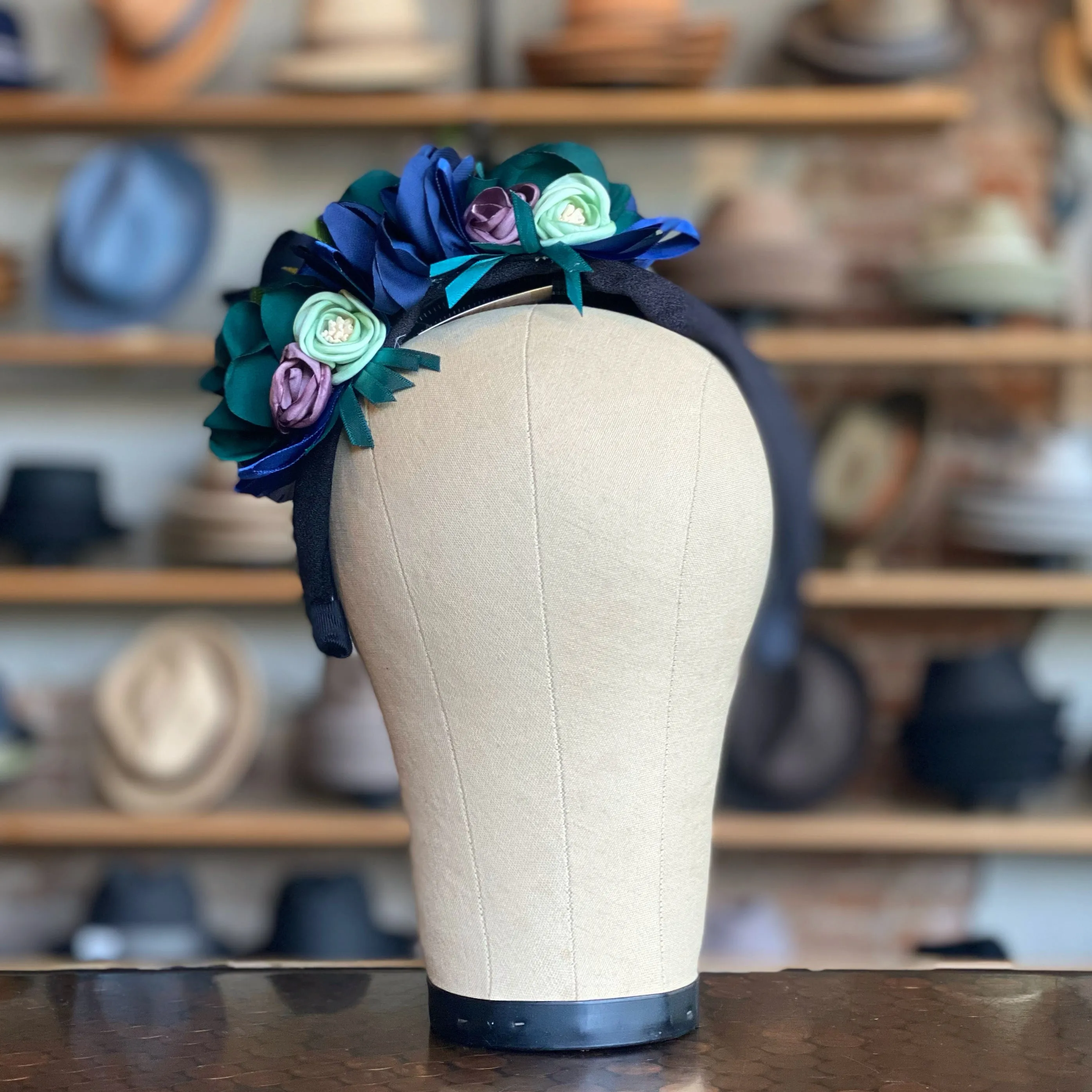 Giggle Water Fascinator