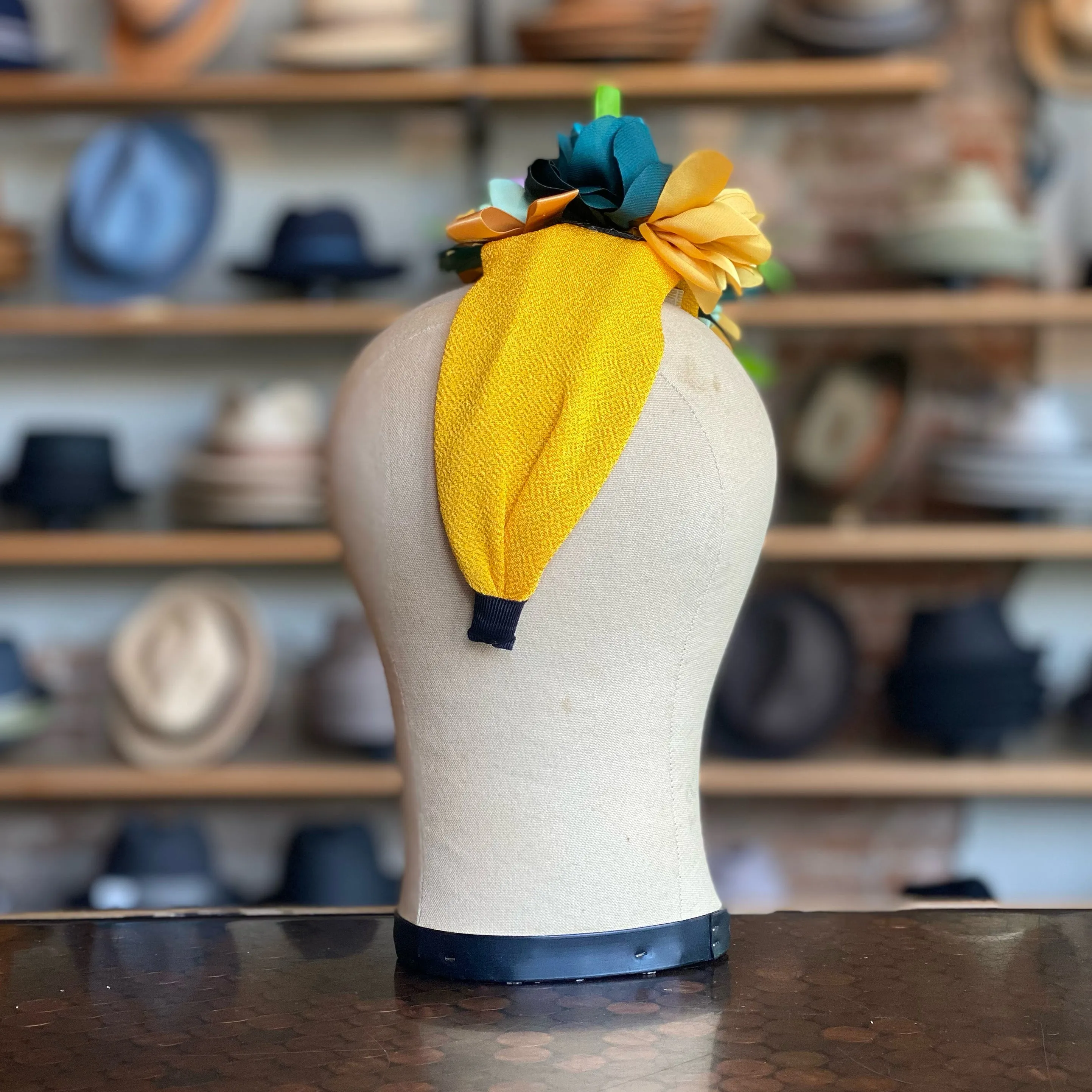 Giggle Water Fascinator