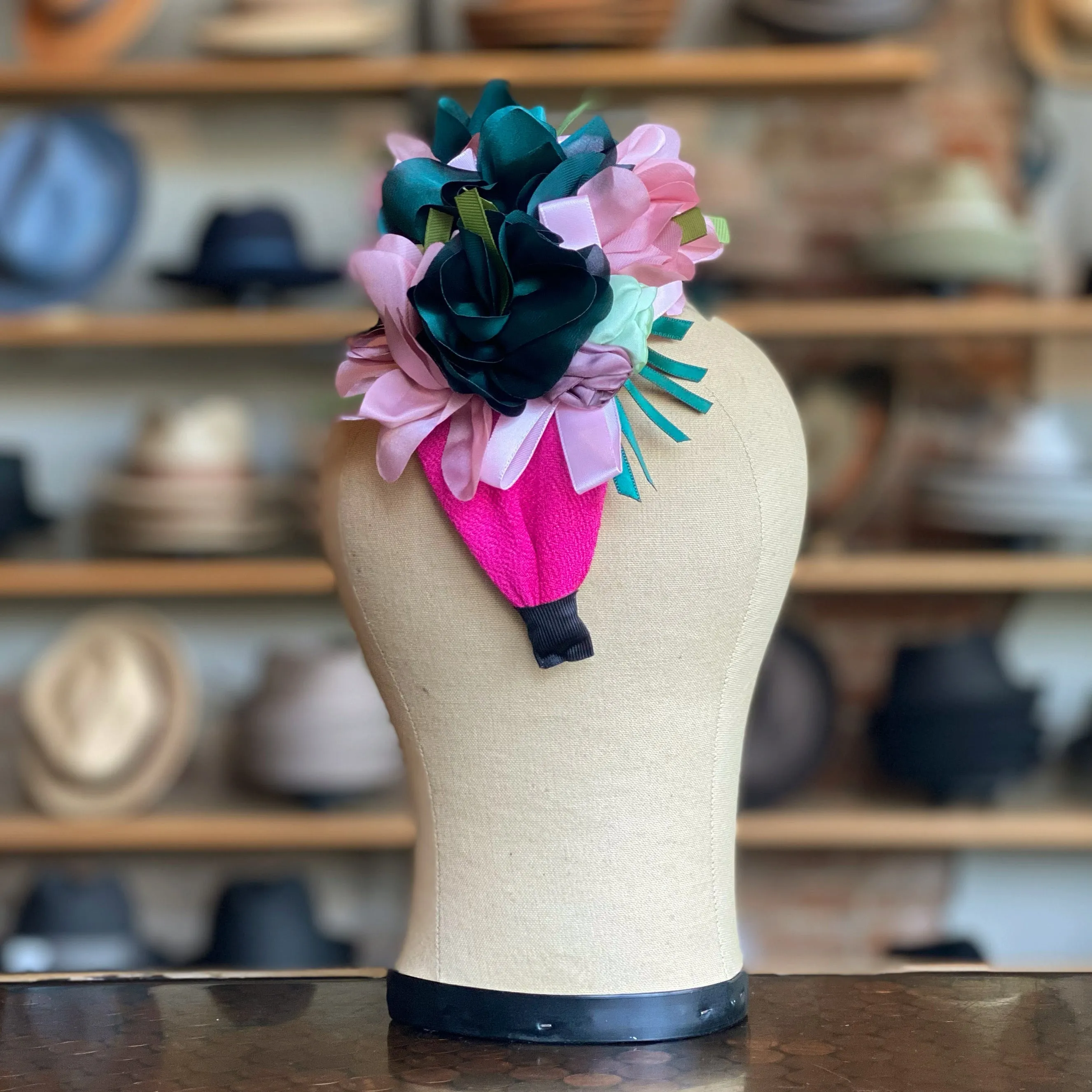 Giggle Water Fascinator