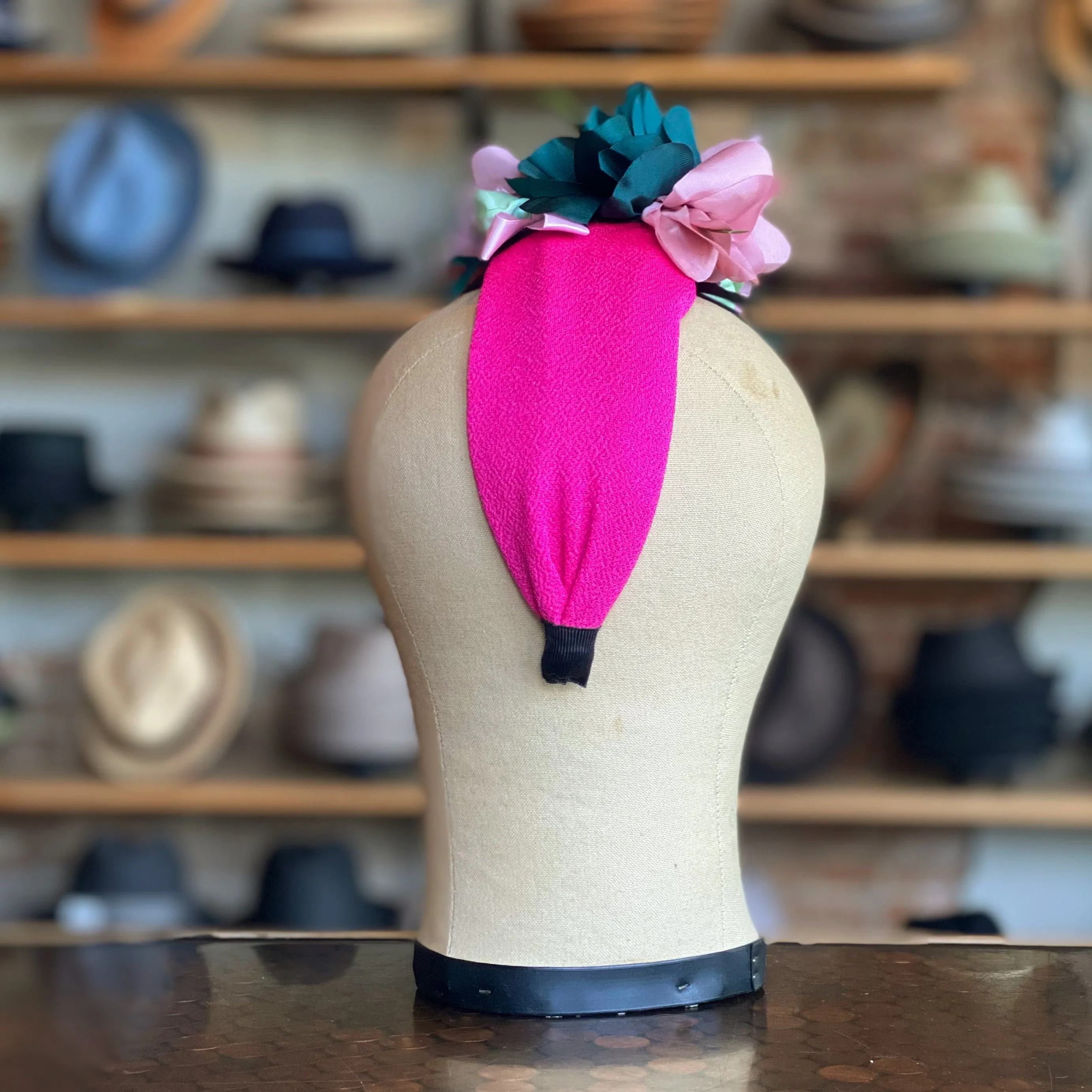 Giggle Water Fascinator