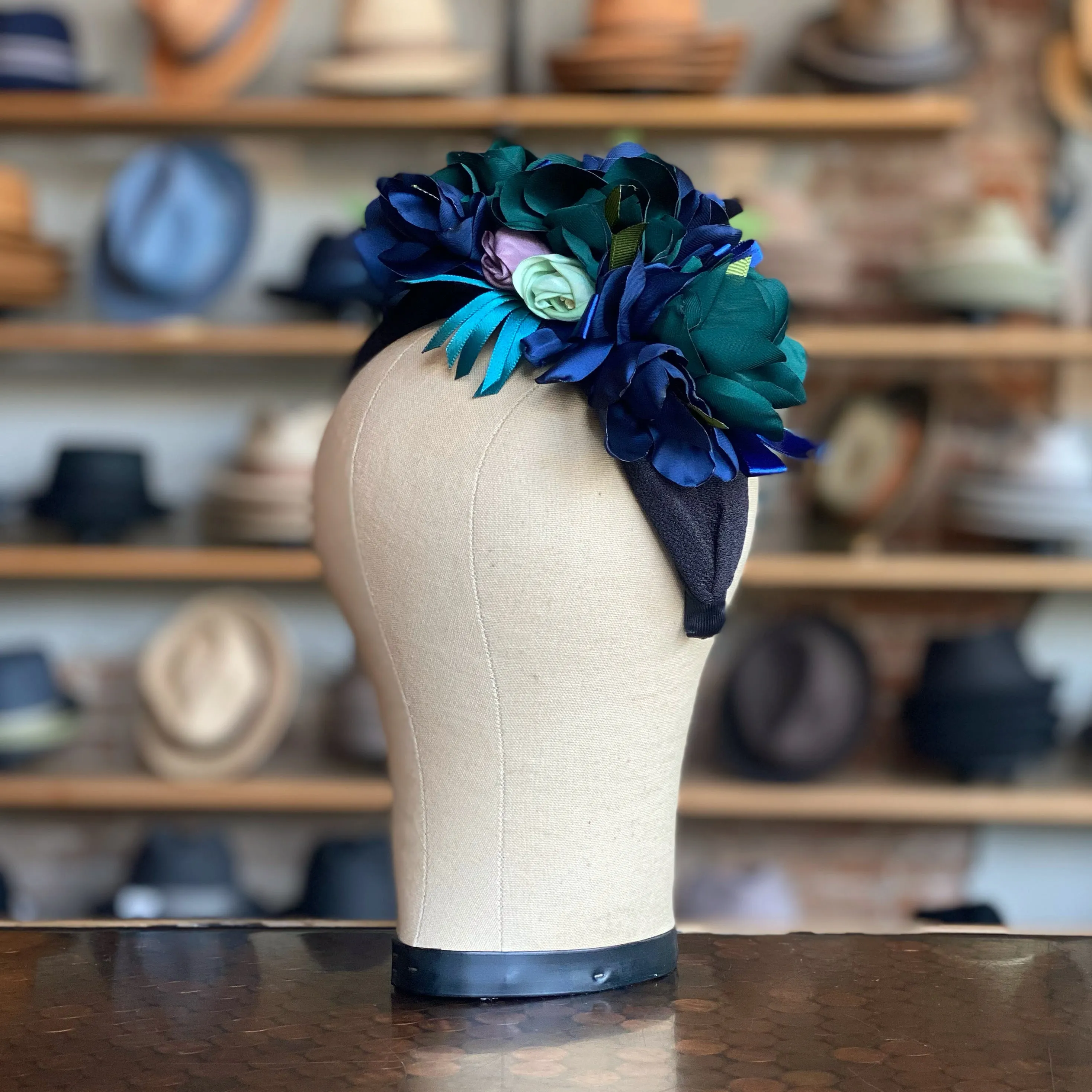 Giggle Water Fascinator