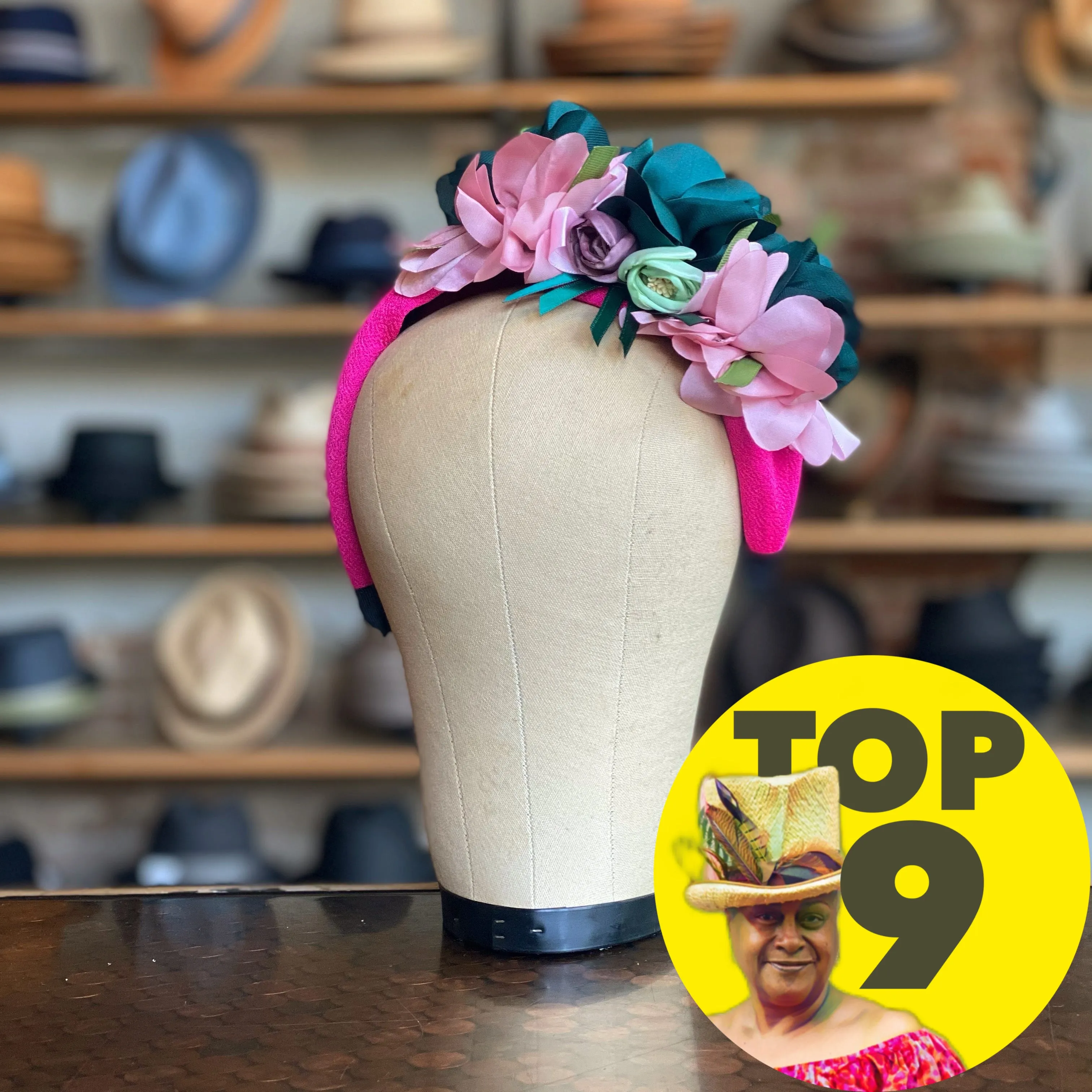 Giggle Water Fascinator
