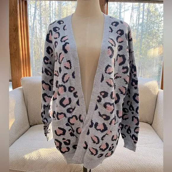 Grey Leopard Knit Sweater Cardigan