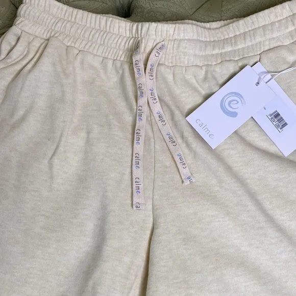 Johnny Was Calme Pull On Short Size Large Color:Bum NWT Retail $108