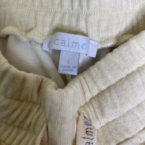 Johnny Was Calme Pull On Short Size Large Color:Bum NWT Retail $108