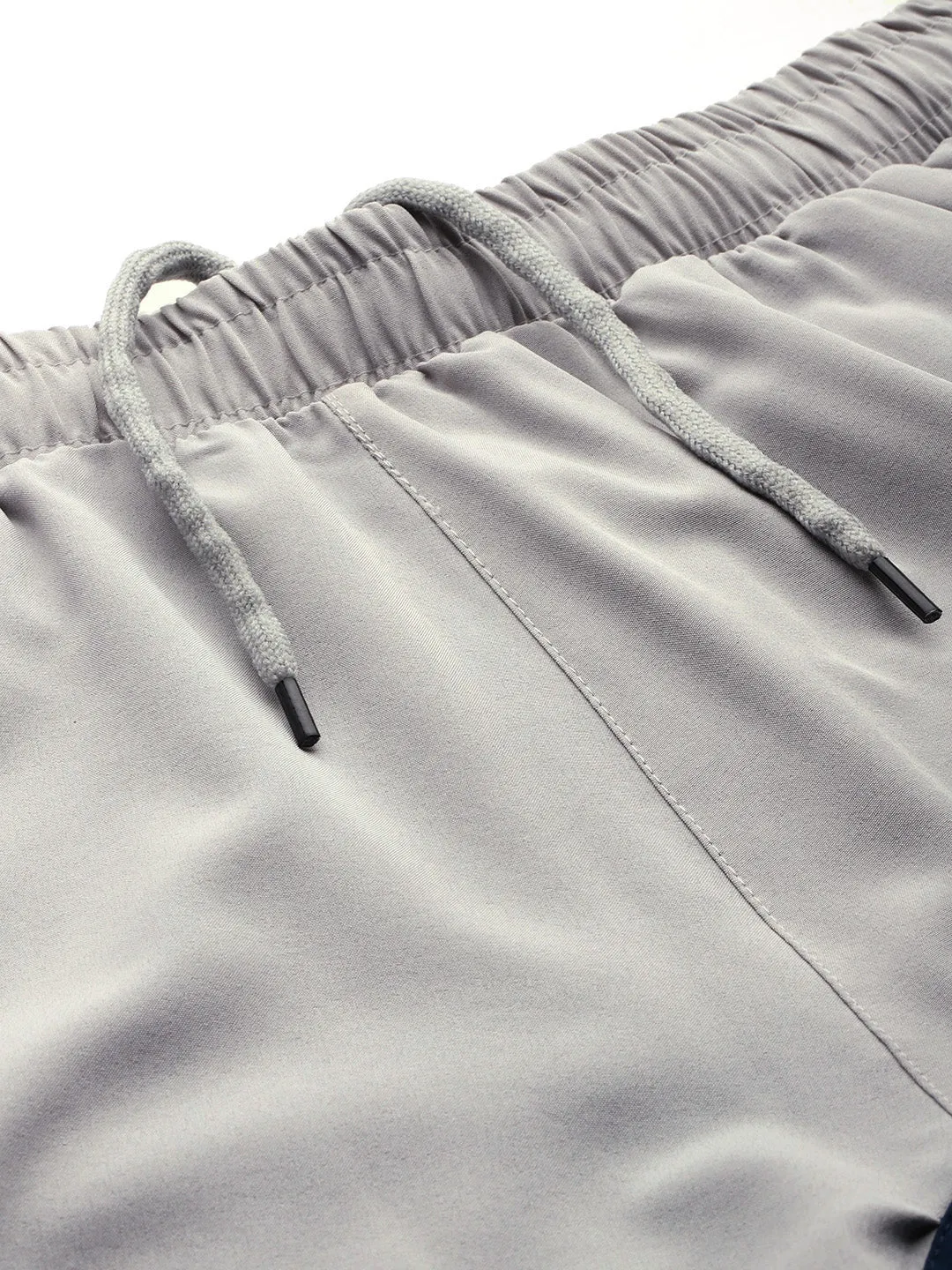 Light X Colourblocked Shorts