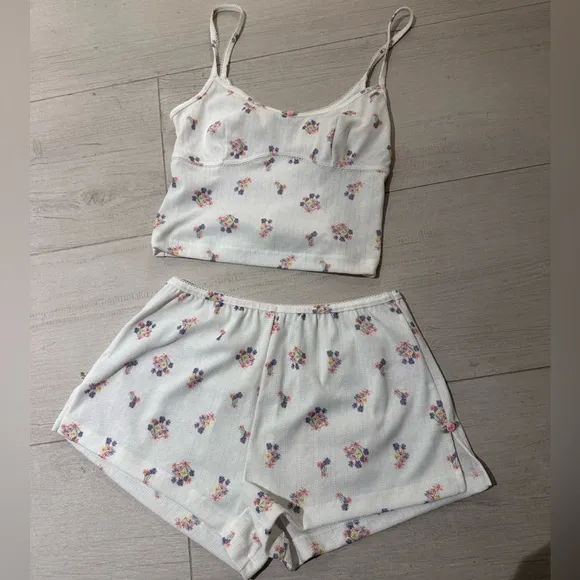 Lounge Floral Print Sleepwear Set - White with pants