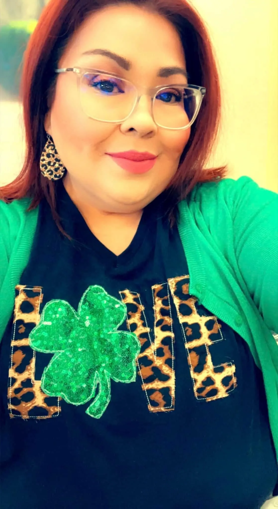 {LOVE   SHAMROCK} Leopard   Green Shamrock Appliquéd Black V-Neck Tee