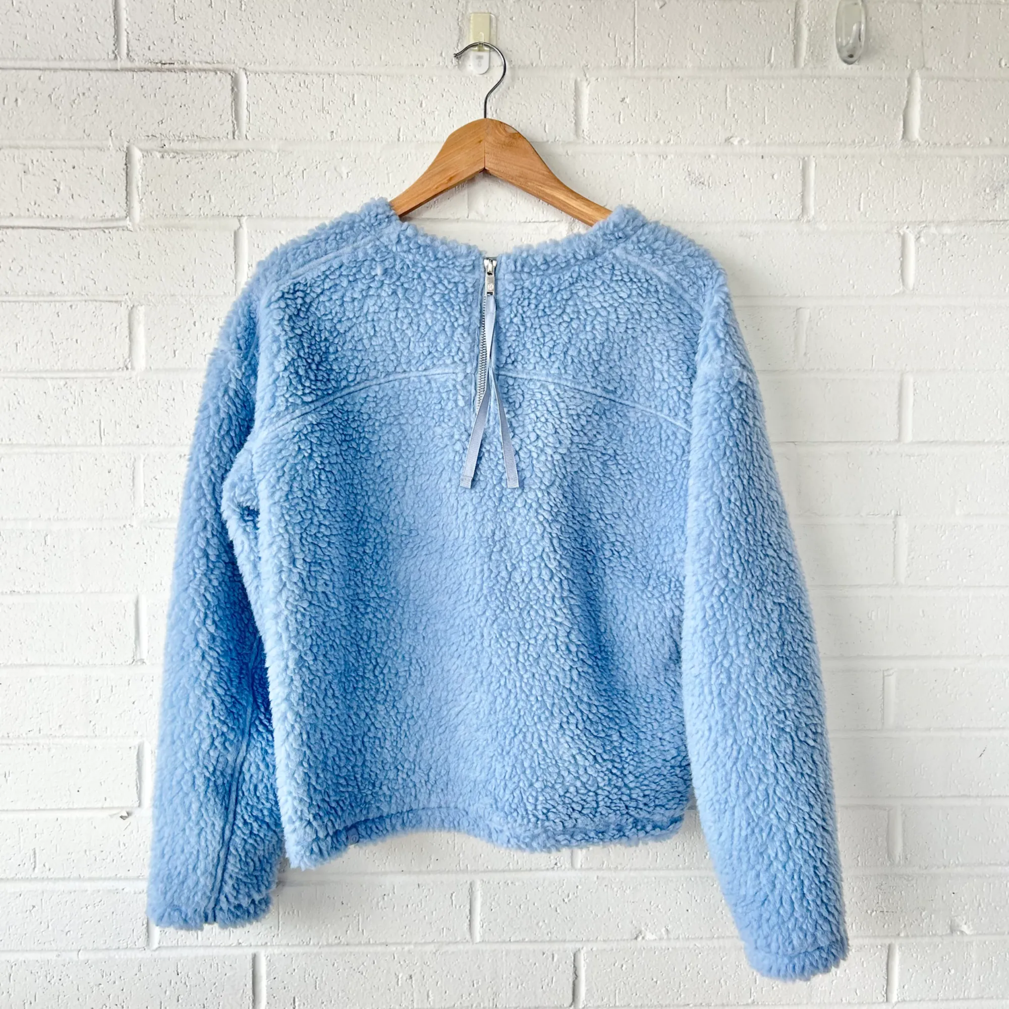 Lulu Lemon Sweater Size Small