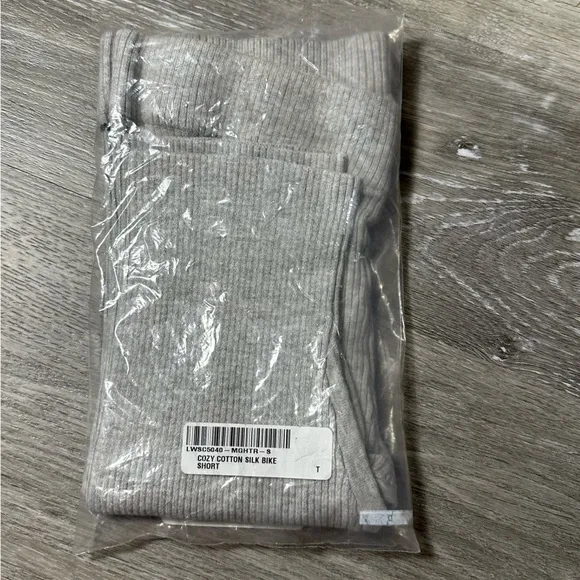 Lunya Cozy Cotton Silk Bike Short Gray NEW