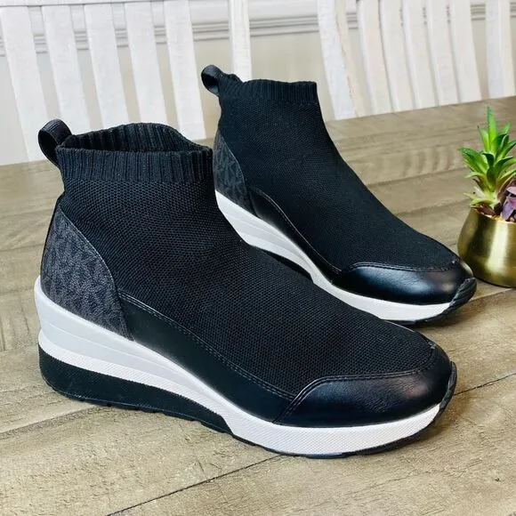 Michael Kors Skyler Stretch-Knit Black Logo Sock Booties Sneaker Size 7.5