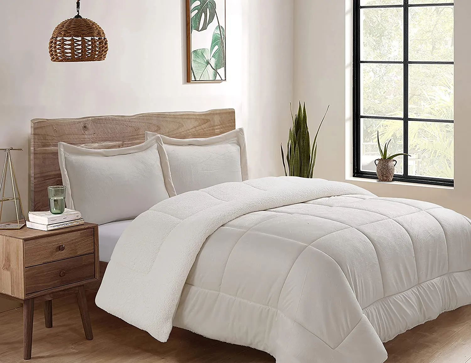 New Swift Home Collection Ultra-Plush Reversible Micromink and Sherpa 3-Piece Down Alternative Comforter with Pillow Shams, Luxury Bedding Set, Hypoallergenic, Ivory, Queen