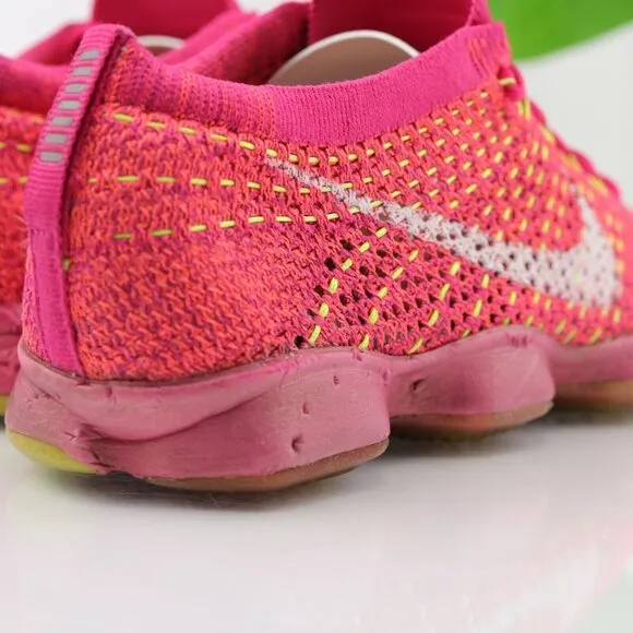 Nike Womens Flyknit Zoom Agility Running Shoe Size 7 Knit Trainer Sneaker Pink
