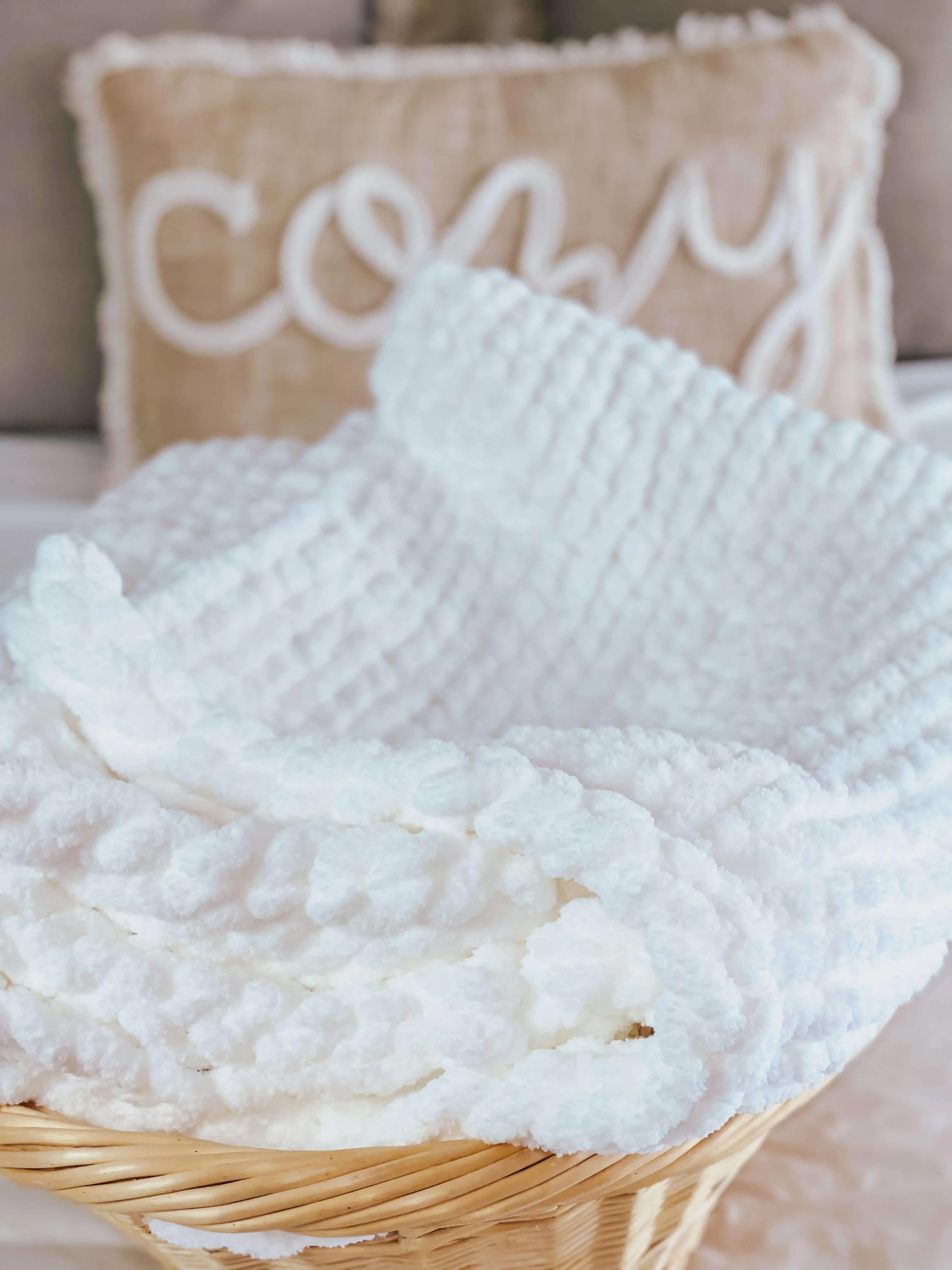 Snowflake White Cozy Throw