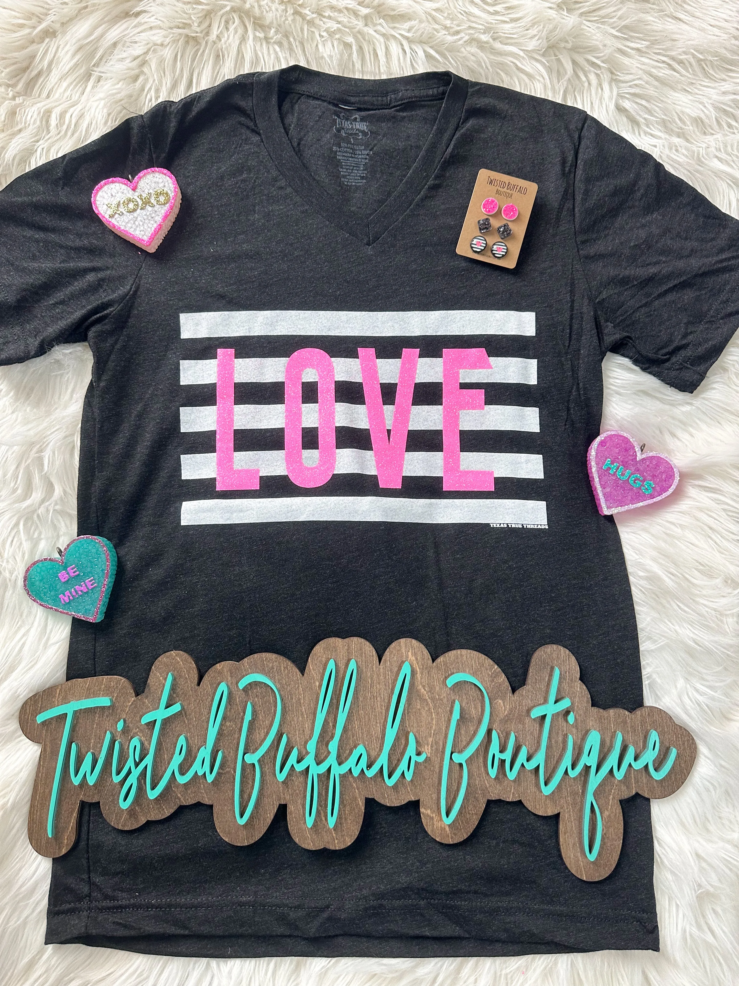 {SPARKLE IN YOUR EYES} Hot Pink Glitter LOVE Char-Black V-Neck Tee