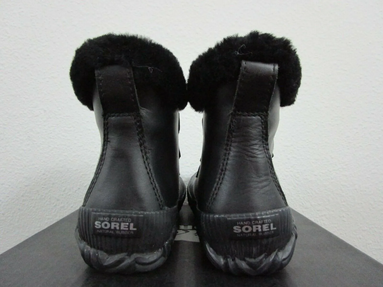 Women's Sorel Out N About Plus Lux Waterproof Shoes Fashion Boots - Black, Sz 6.5! Retails $199 